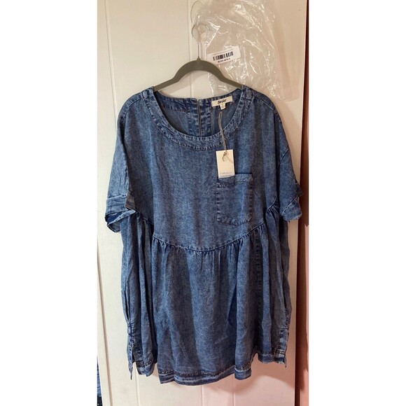 Oli & Hali Tops - Blue velvet top BLUEVELVET tunic top denim color chambray lightweight blouse SM